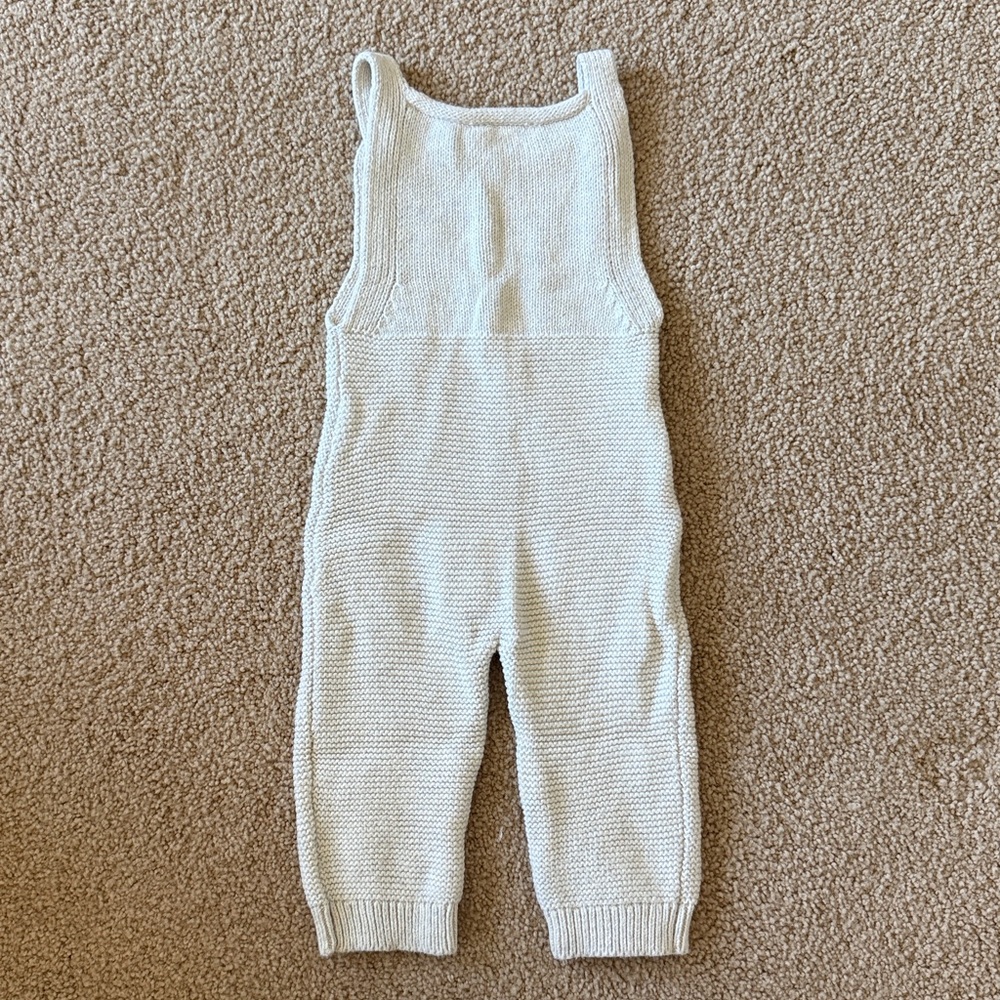 Jamie Kay knitted overalls - Picture 3 of 3
